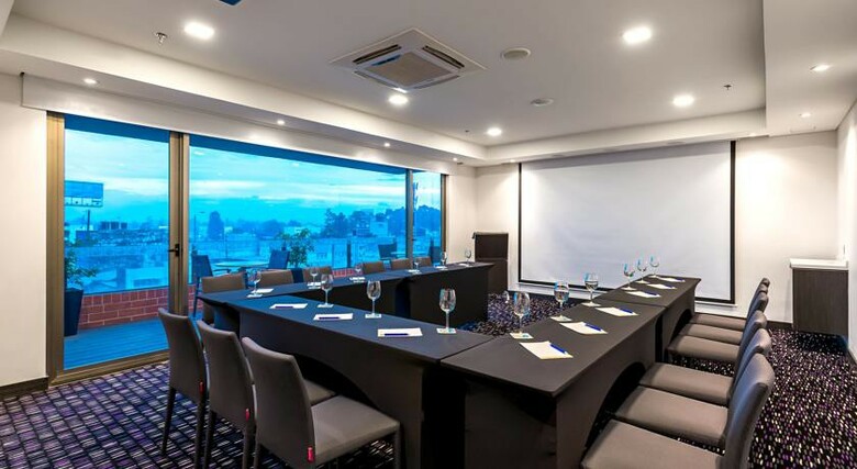 Hotel NH Bogot� Urban 26 Royal