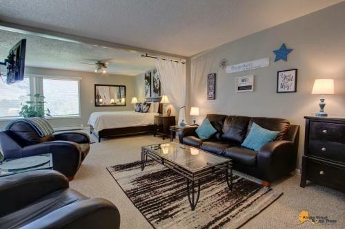 Hotel Anchorage Uptown Suites