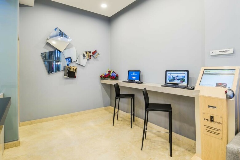 Hotel Black Tower Premium