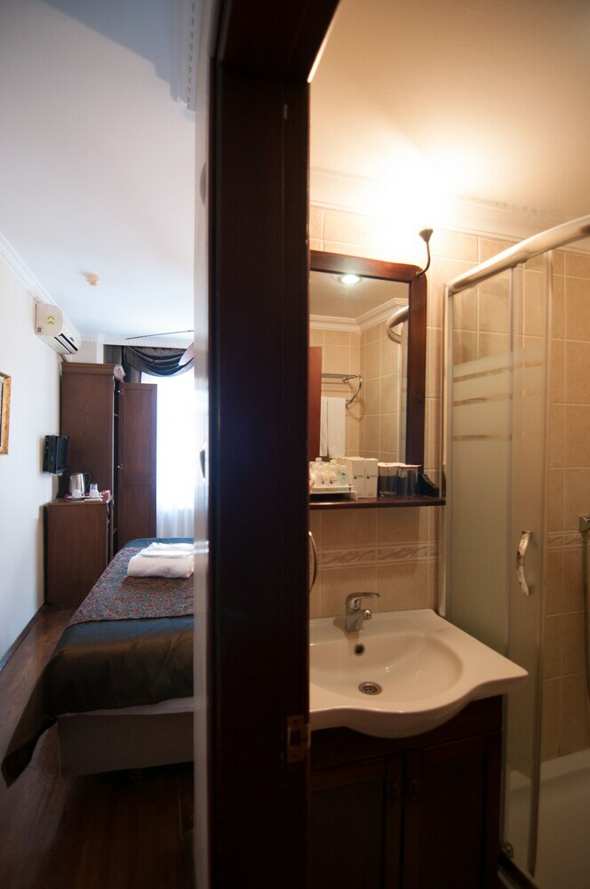 Mevlana Hotels