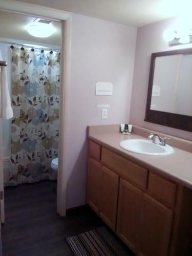 Hotel Hidden Palms Resort & Condominiums
