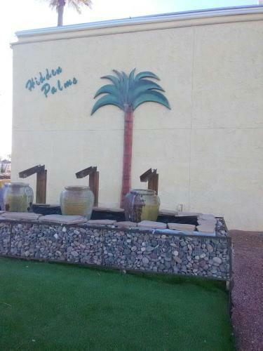 Hotel Hidden Palms Resort & Condominiums