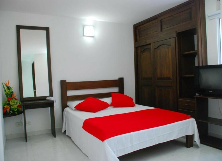 Hostal Parque Real