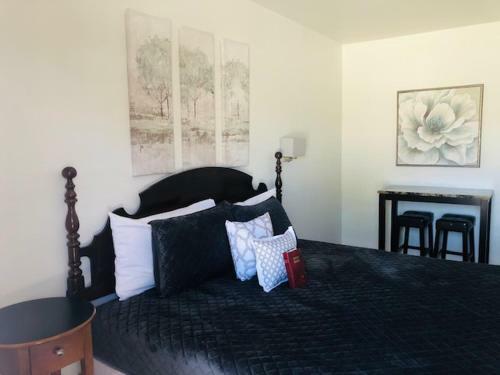 Pine View Motel