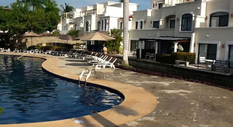 Mayan Villas Golf