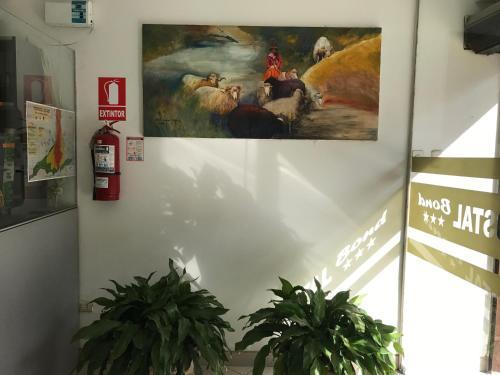 Hostal Bond
