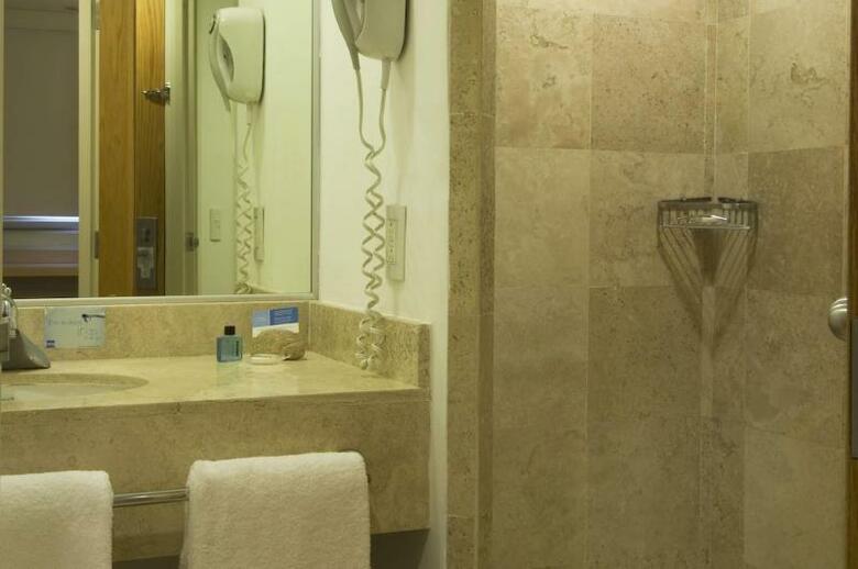 Hotel One Aguascalientes Sur