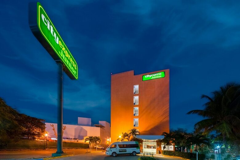 Hotel City Express Junior Ciudad Del Carmen