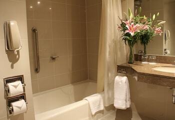 Aparthotel Los Tallanes Hotel & Suites
