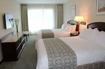 Aparthotel Los Tallanes Hotel & Suites