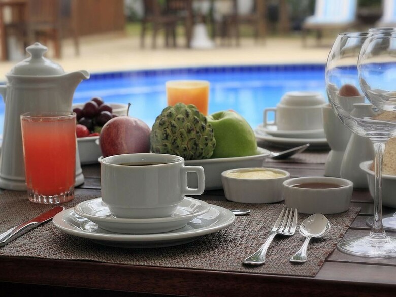 Hostal Farol De Itapu� Praia Hotel