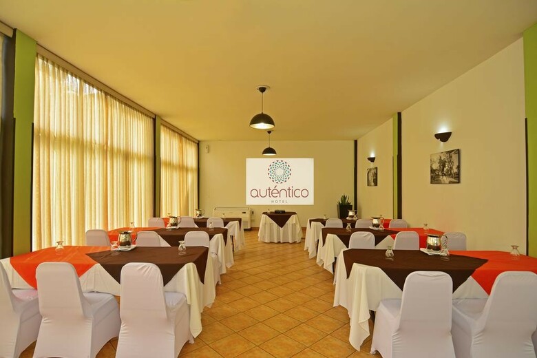 Autentico Hotel