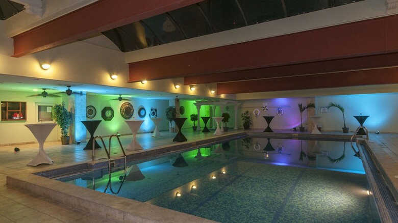 Hotel Holiday Inn San Jose-aurola