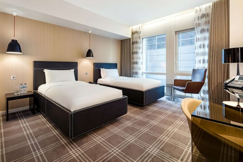 Hotel Radisson Blu Edwardian New Providence Wharf