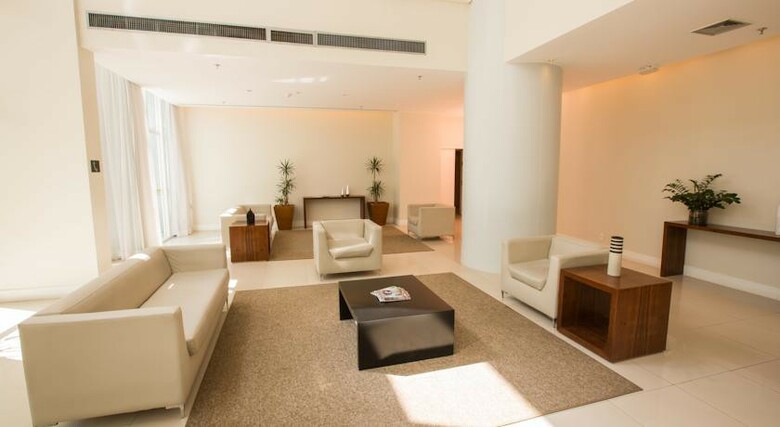 Hotel Saint Moritz Hplus Express
