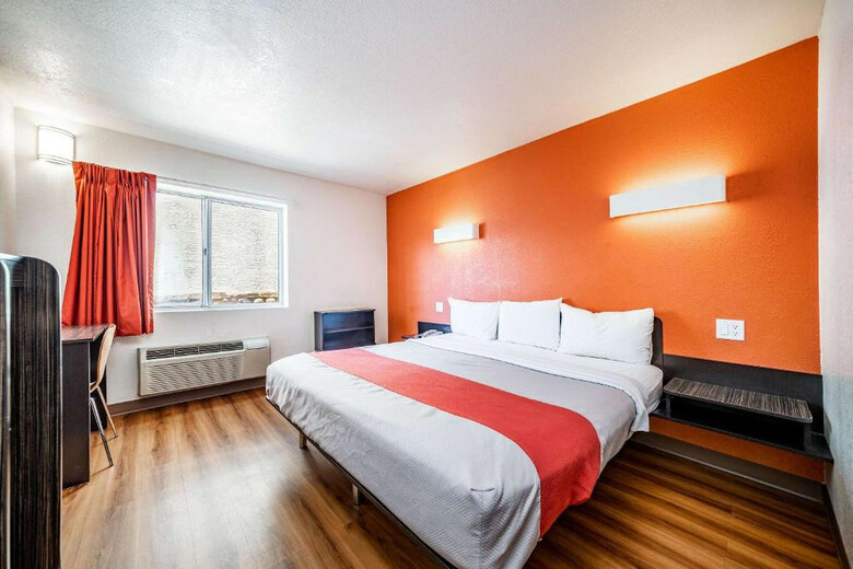 Motel Clarion Pointe - Near Grand Canyon