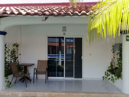 Hotel Plaza Almendros
