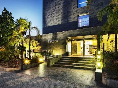 Azz Valencia T�ctica Hotel