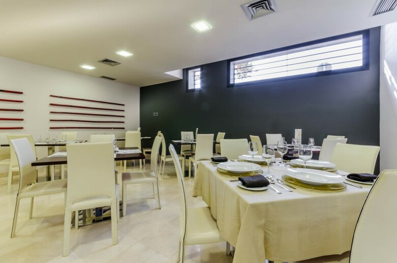 Hotel Conquista De Granada