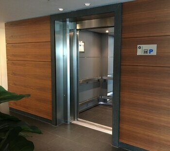 Hotel M�venpick Amsterdam City Center