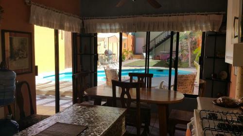 Bed & Breakfast Posada Colibri
