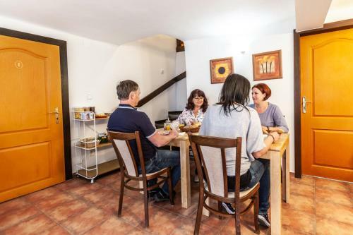 Hostal Penzion Hana Sladova