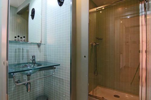 Classbedroom Apartments I