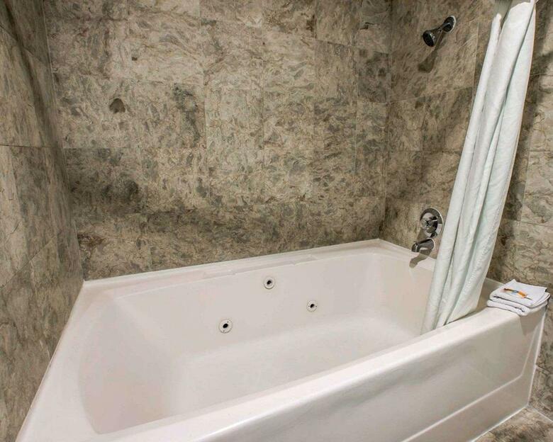 Hotel Quality Inn & Suites Maingate