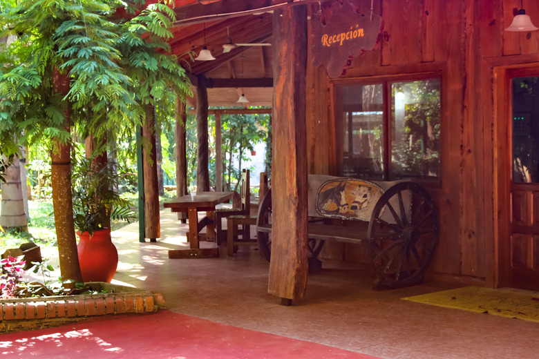 Palo Rosa Lodge