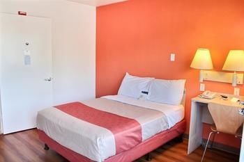 Motel 6 Atascadero