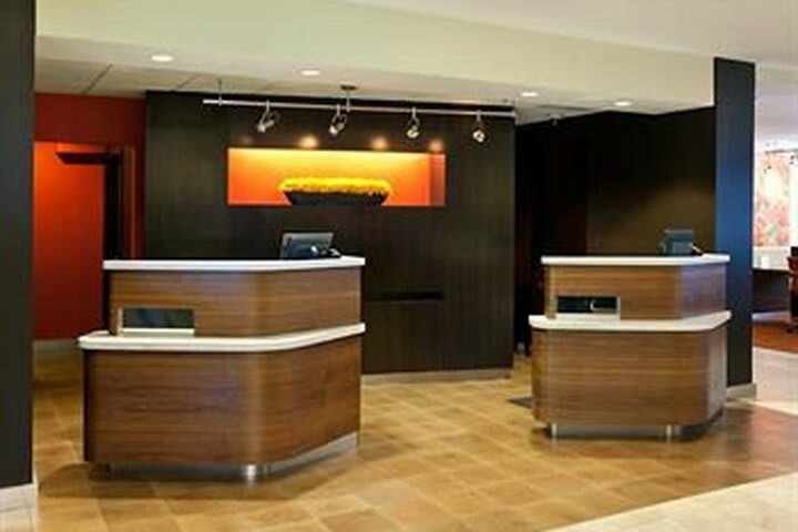 Hotel Courtyard By Marriott Bakersfield