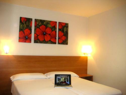 Hostal Madrazo