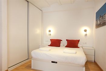 Gracia Apartments