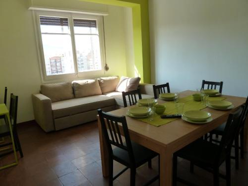 Charming Sagrada Familia Apartments