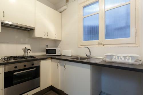 Charming Sagrada Familia Apartments