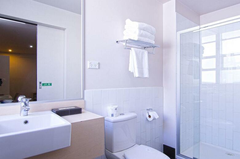 Hotel All Seasons Kingsgate