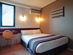 Y Hotel City South
