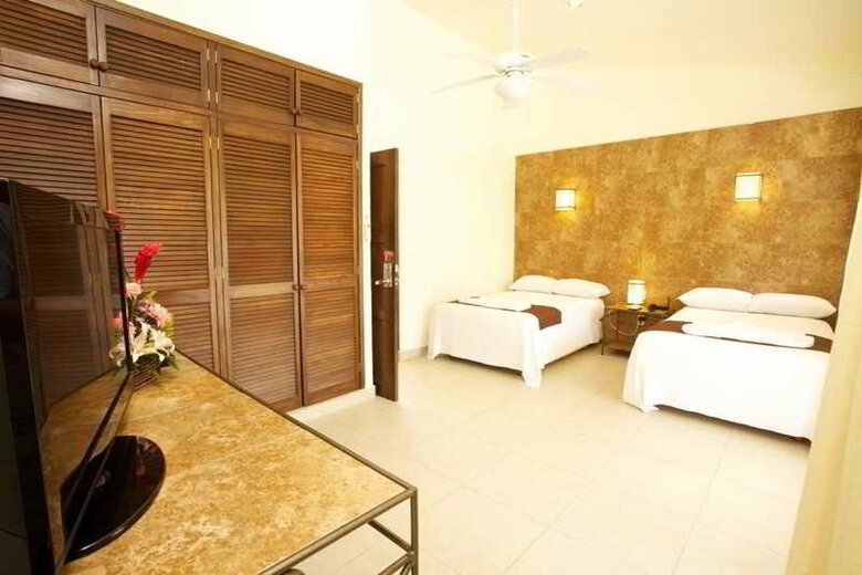 Tukan Hotel & Beach Club