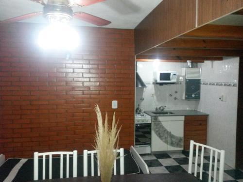 Lodge Complejo Caba�as Foxes Frente Al Lago