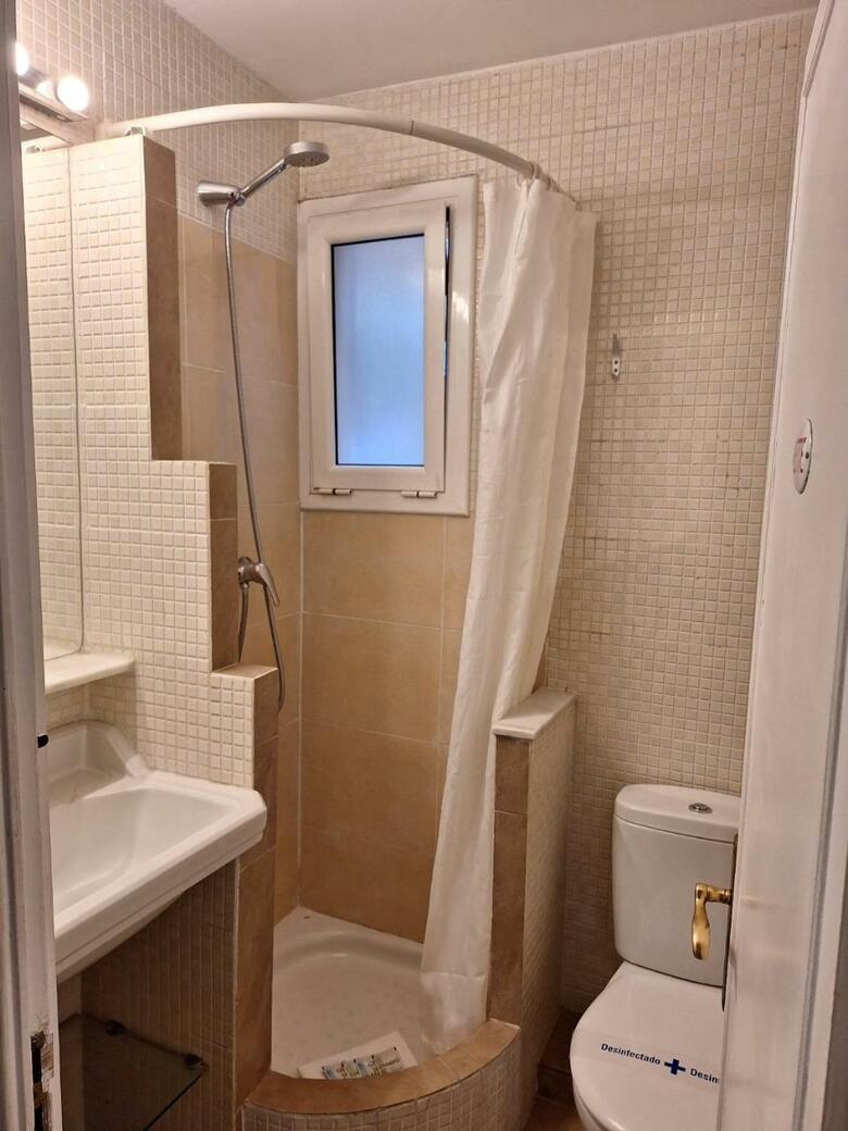 Hostal Casa Consell Guest House