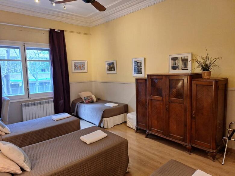 Hostal Casa Consell Guest House