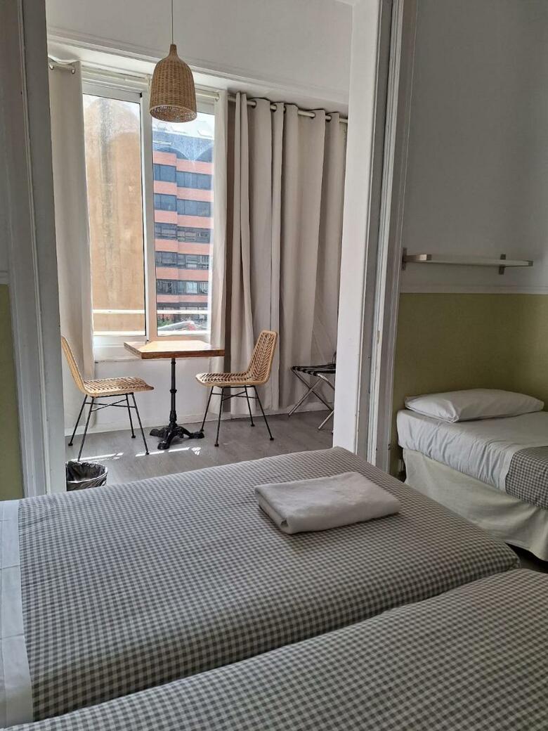 Hostal Casa Consell Guest House