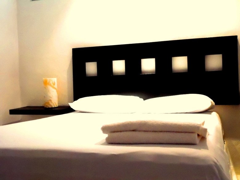 Tropical Casablanca Party Hotel