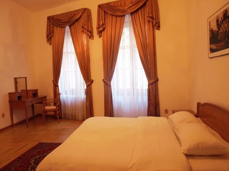 Apartamentos U Cerneho Medveda- At The Black Bear