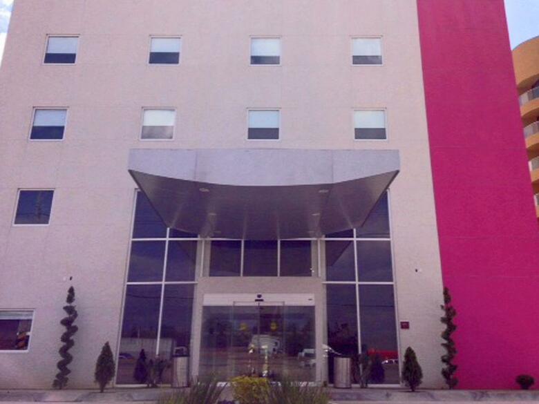 Hotel City Express Suites Puebla Finsa