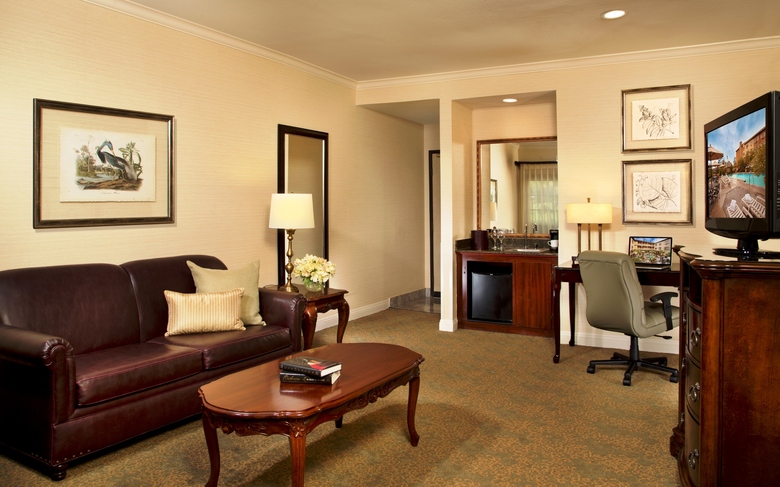 Ayres Hotel & Suites Costa Mesa/newport Beach