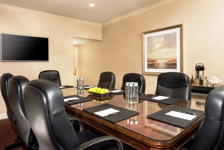 Ayres Hotel & Suites Costa Mesa/newport Beach