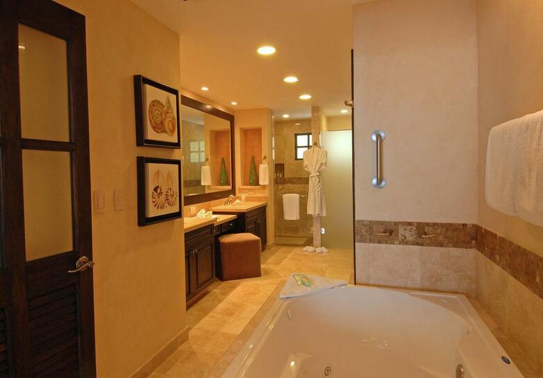 Hotel Garza Blanca Residences