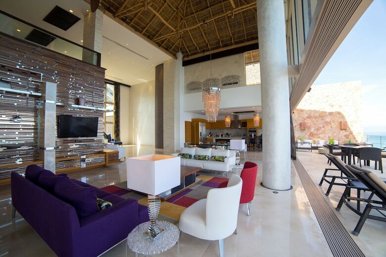 Hotel Garza Blanca Residences
