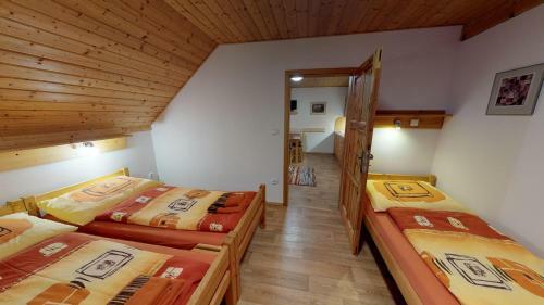 Apartm�ny Ester